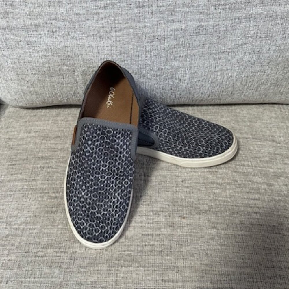 Womens' Olukai slip on loafers size 7.5